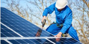 Installation Maintenance Panneaux Solaires Photovoltaïques à Naours